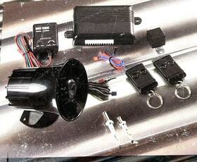 Ps-30i Audiovox Keyless Entry 1-way Car Alarm Security System Lowrider 2 Remotes Hotrod