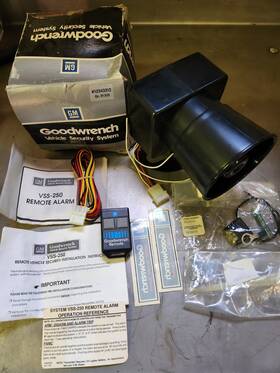 12343312 General Motors Nos Gm Vss-250 Remote Vehicle Security System Alarm Kit Goodwrench Rare 12343312 General Motors Nos Gm Vss-250 Remote Vehicle Security System Alarm Kit Goodwrench Rare