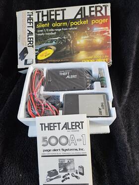500a-1 Page Alert Vintage Theft Car Alarm Pager System Nos Complete In Box 80s Tech 500a-1 Page Alert Vintage Theft Car Alarm Pager System Nos Complete In Box 80s Tech