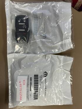 68538049ab Ram Oe 68575428aa New / Keyless Entry Transmitter