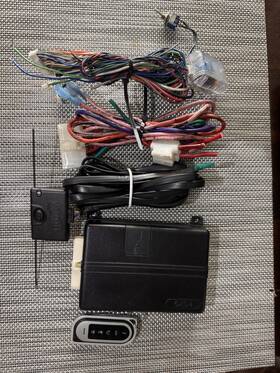 B5704v Viper 5704v Car Alarm With Remote Start 1 -used