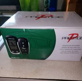 Voxx - Prestige 313089499468 Security Car Alarm 2-way 5-button Lcd Remote Start Control 1 Mile Range