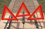 King James& Co Warning Triangle Flare Kit Model 1005 W/ Bracket For Vehicle&wall. Fixed Price $33.00.