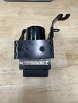 2005 05-06 Ford F350 F250 6.0 Diesel Abs Pump Loaded With Bracket 5C34-2C346-AJ. Fixed Price $65.00.