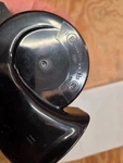 YEB500170 - Shell Type Hi Note Horn Land Rover Discovery 3. Fixed Price $13.40.