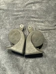 02-17 Toyota Camry Horn Pair Left & Right 86520-AA010 86510-AA010. Fixed Price $54.00.